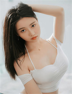 辣妞范1000-我和岳拇一起看A片