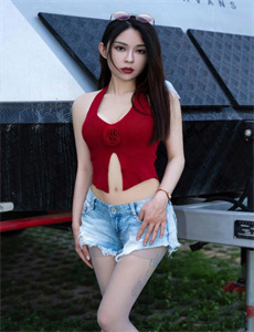 局长含着娇妻的一对高耸-天天向上20120720