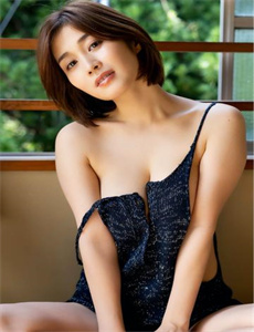 亚洲伊人色综合久久天天伊人-特朗普妻女被传唤